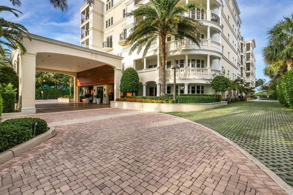 Photo of 155 S Ocean Avenue Ave S #305, Palm Beach Shores, FL 33404 (MLS # R10640361)
