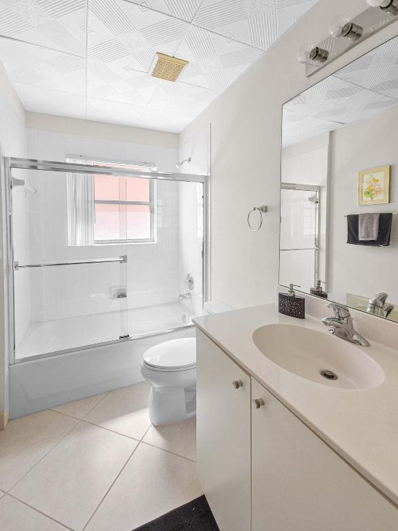 Properties 11853 Grove Ridge Lane