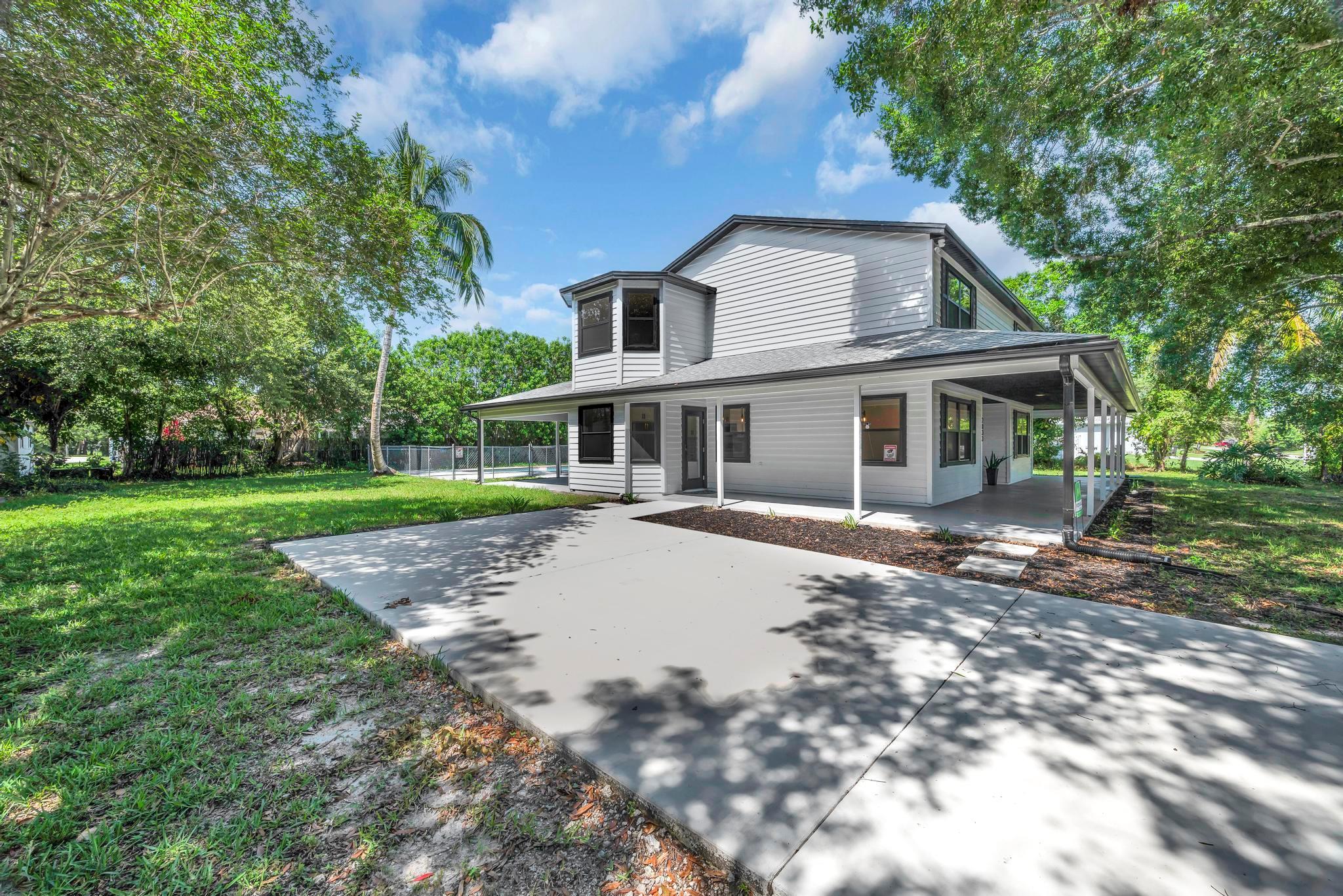 2033 SW Justison Avenue