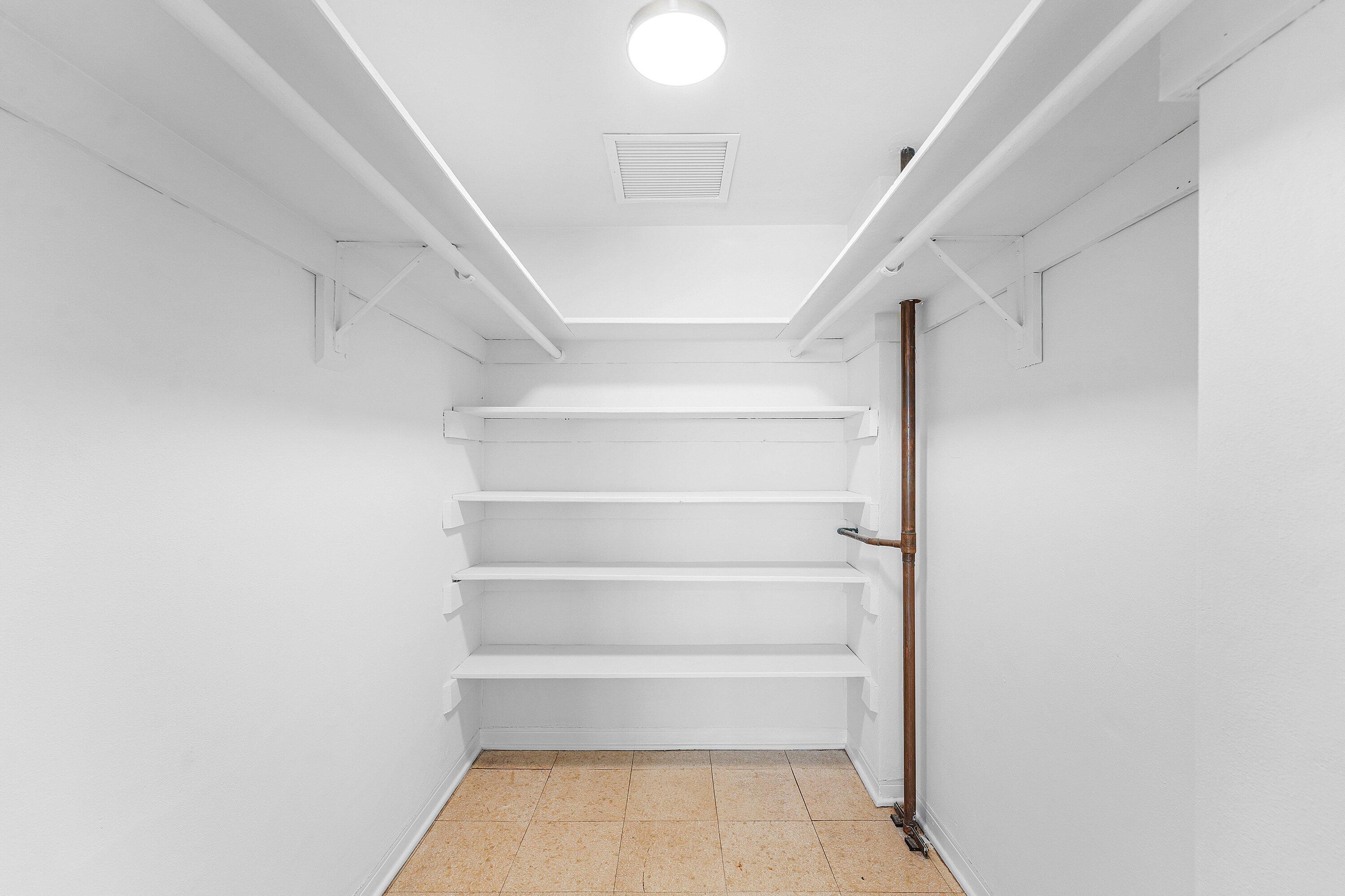 CRANE CREST APTS CO-OP - Residential