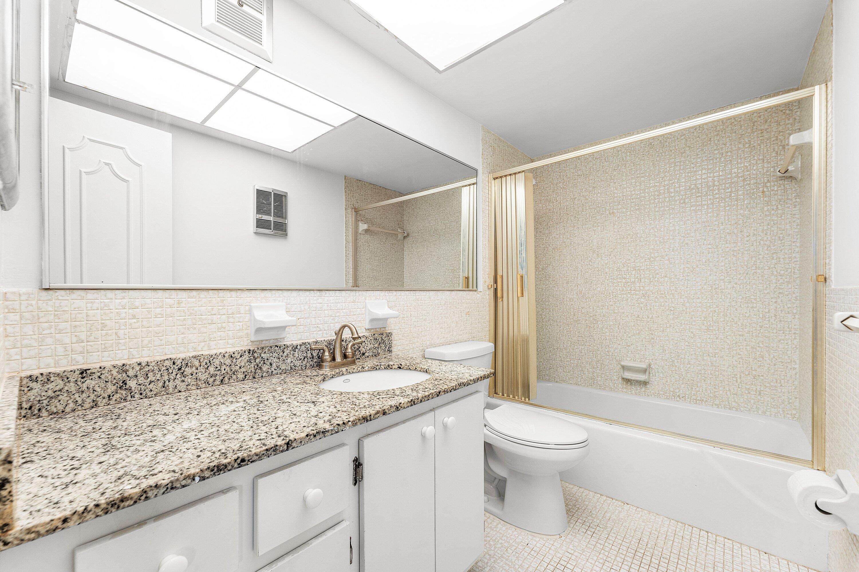 CRANE CREST APTS CO-OP - Residential