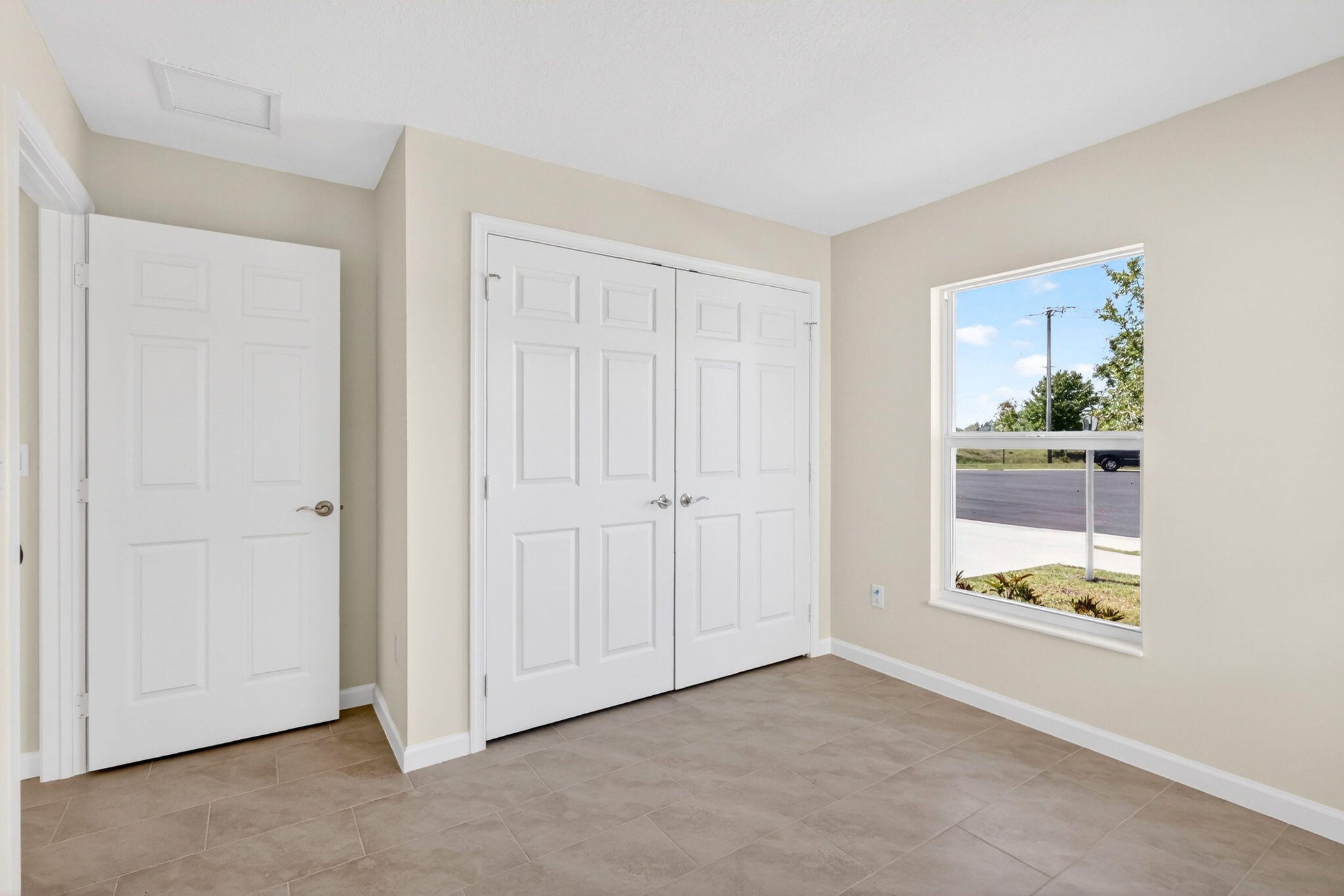 SEMINOLE CROSSING - Residential