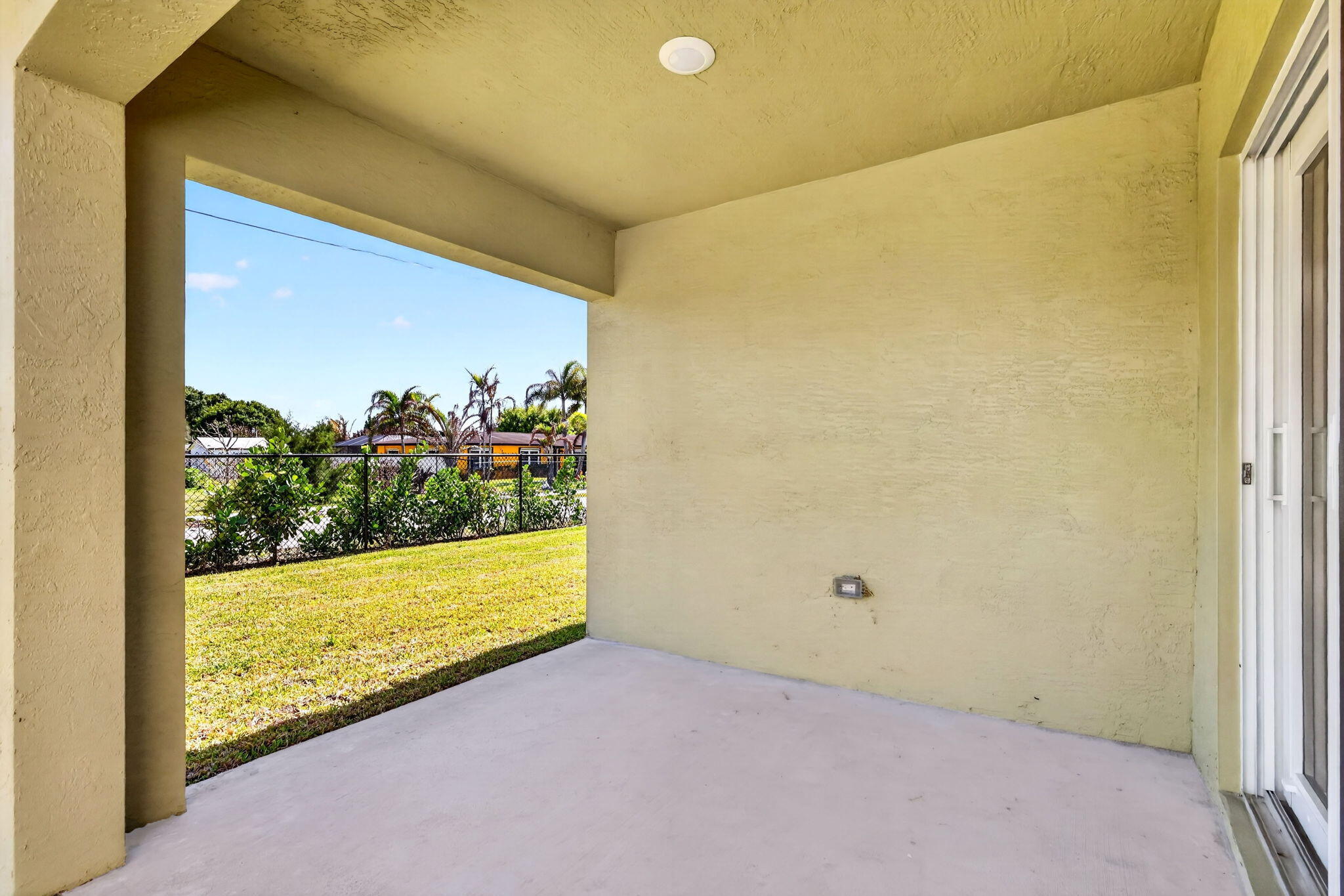 SEMINOLE CROSSING - Residential