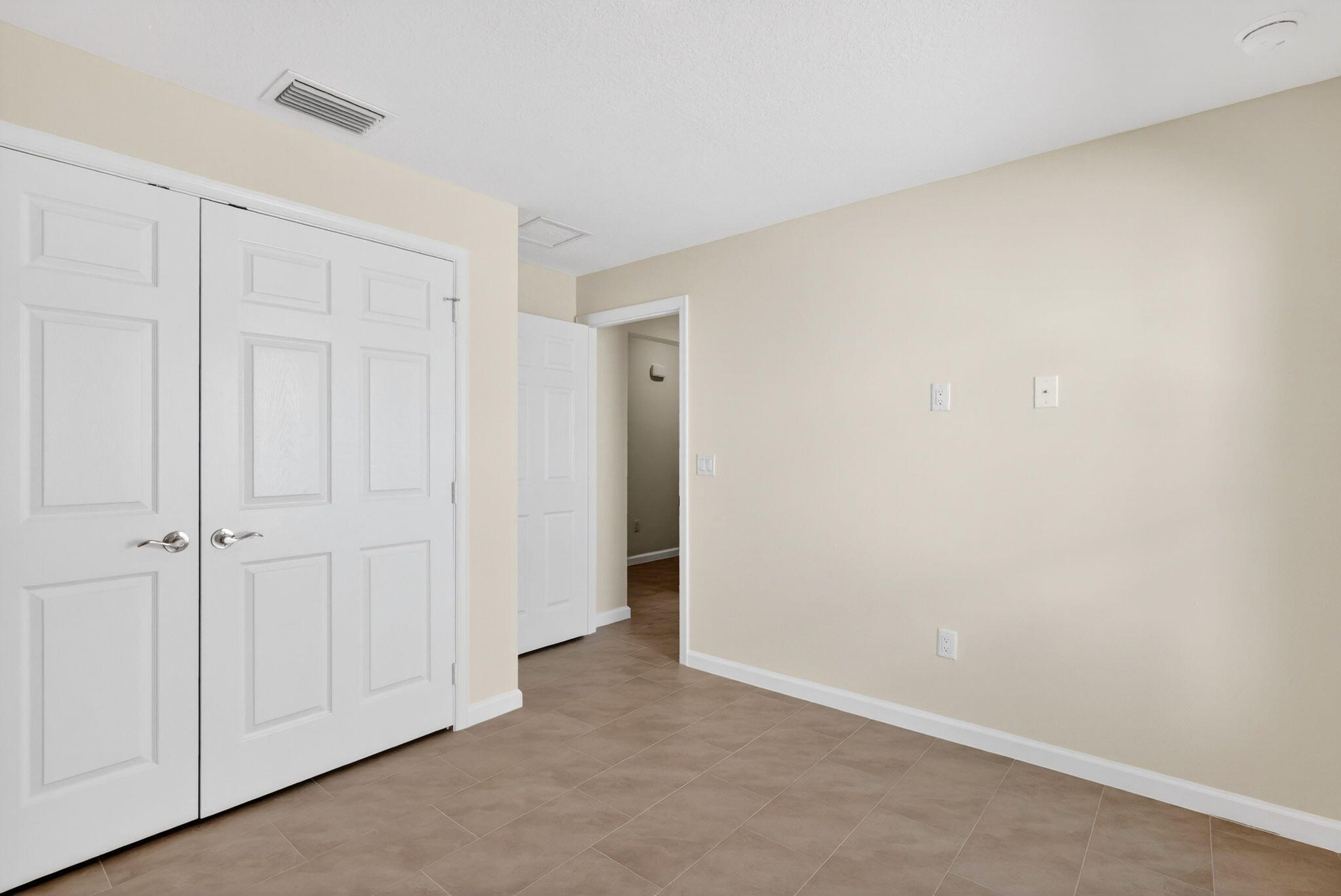 SEMINOLE CROSSING - Residential