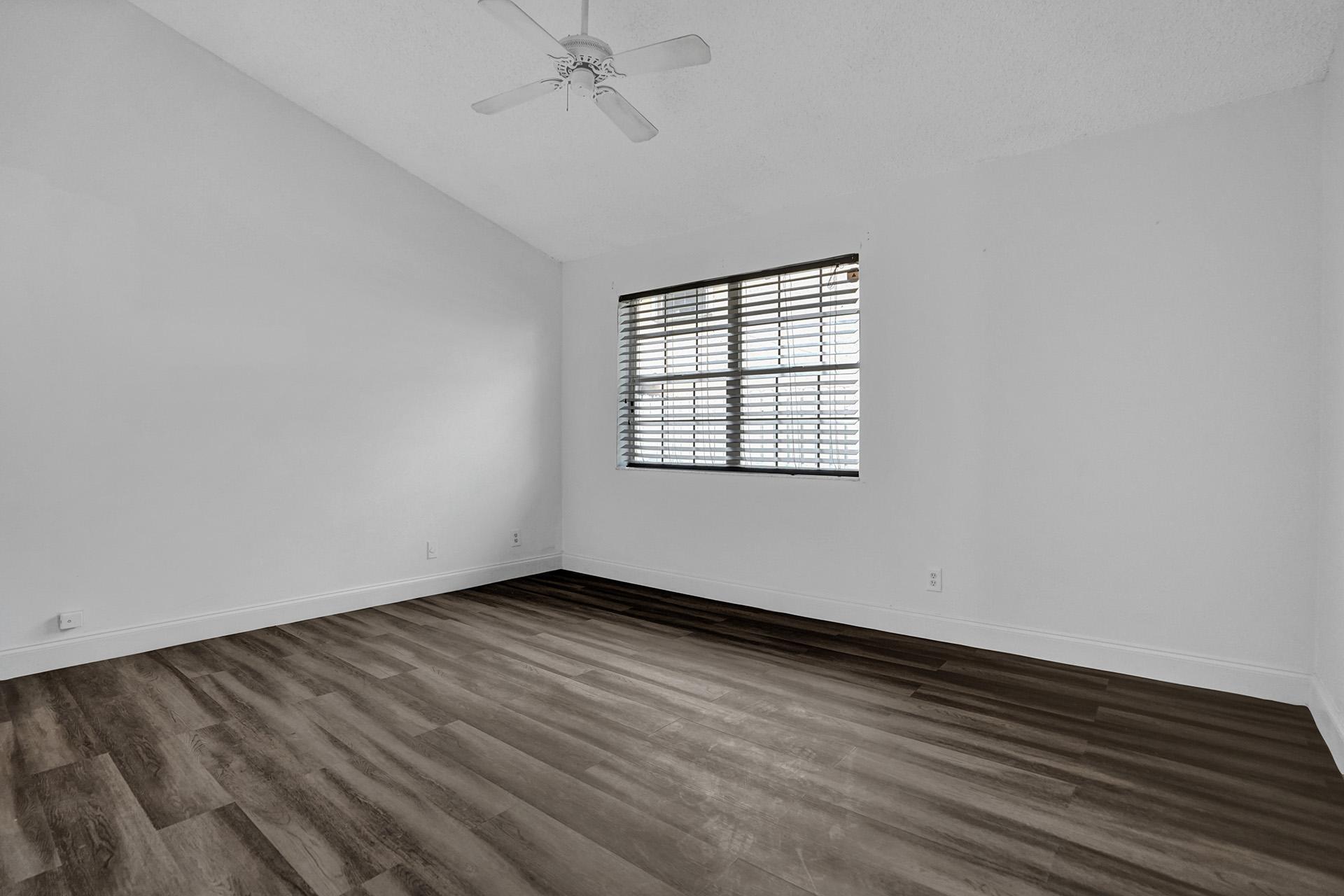 SCARBOROUGH II - Residential