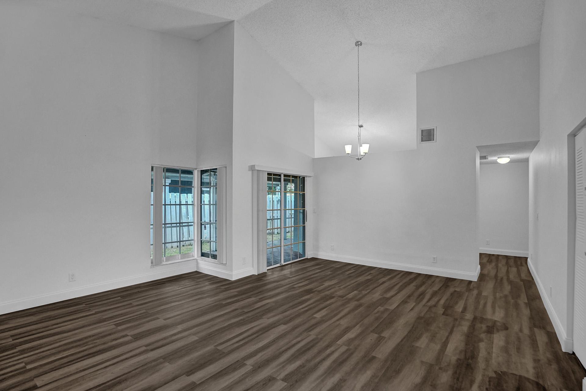 SCARBOROUGH II - Residential