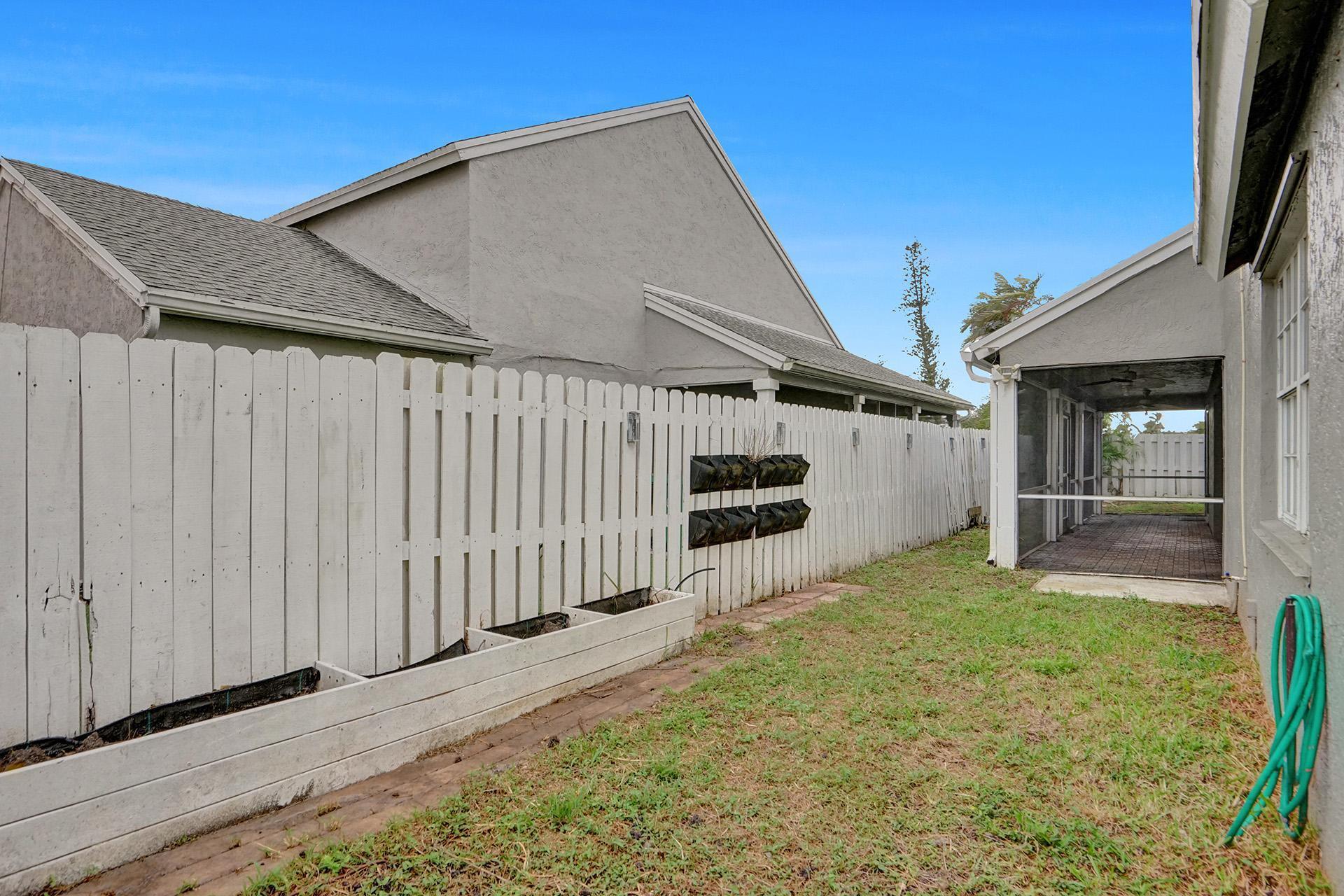 SCARBOROUGH II - Residential