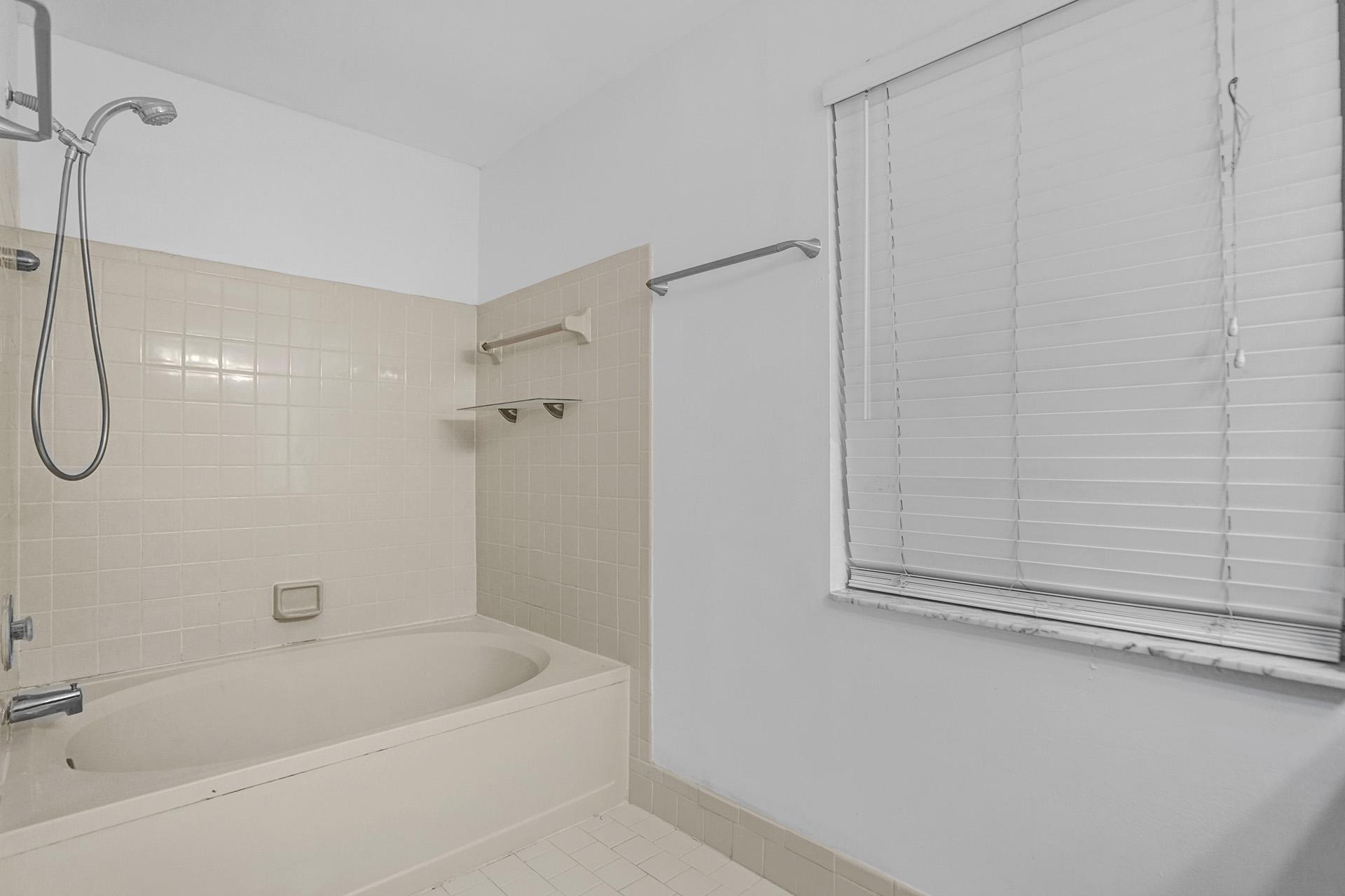 SCARBOROUGH II - Residential