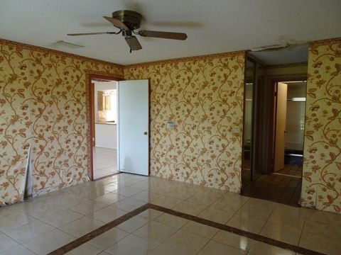 A home in Deerfield Beach