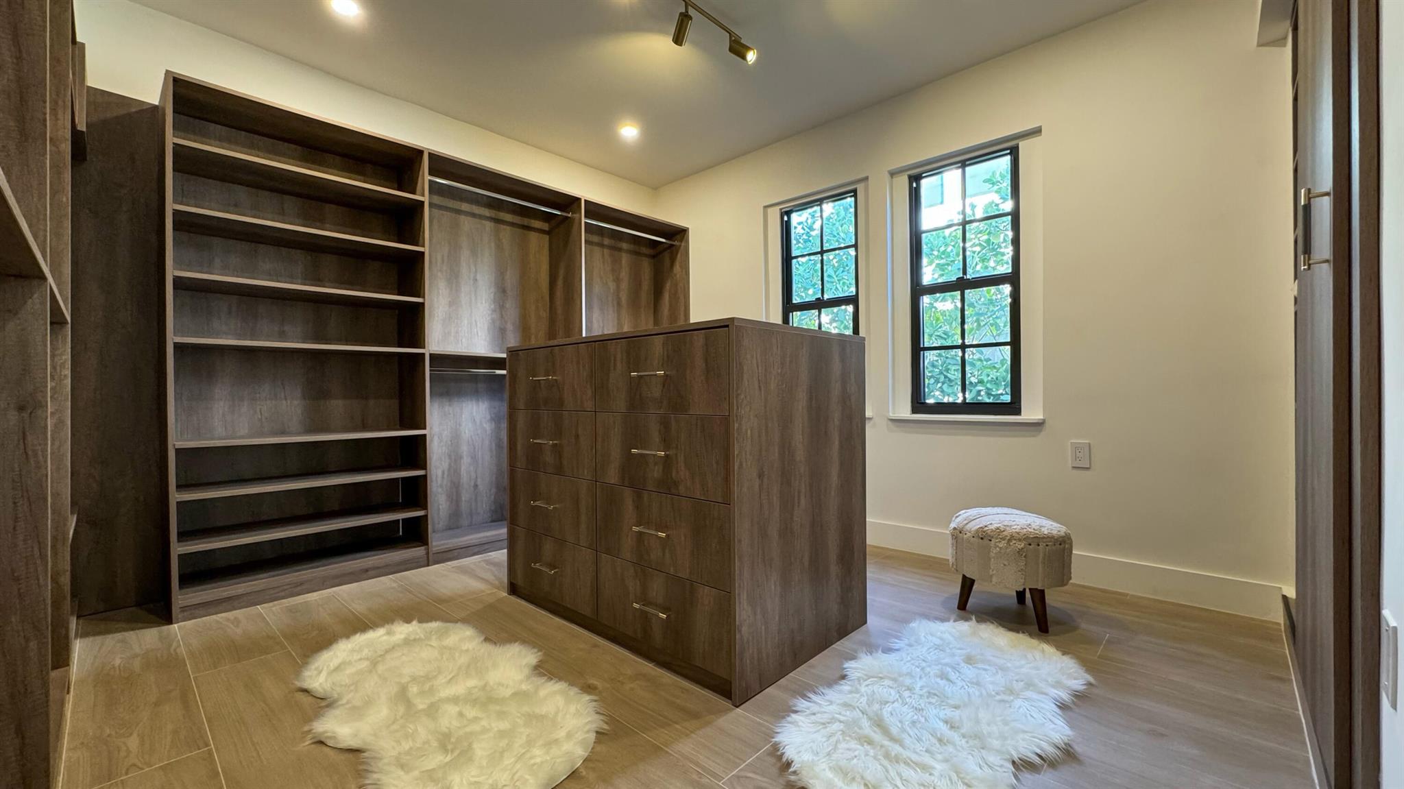 BELAIR WPB - Residential