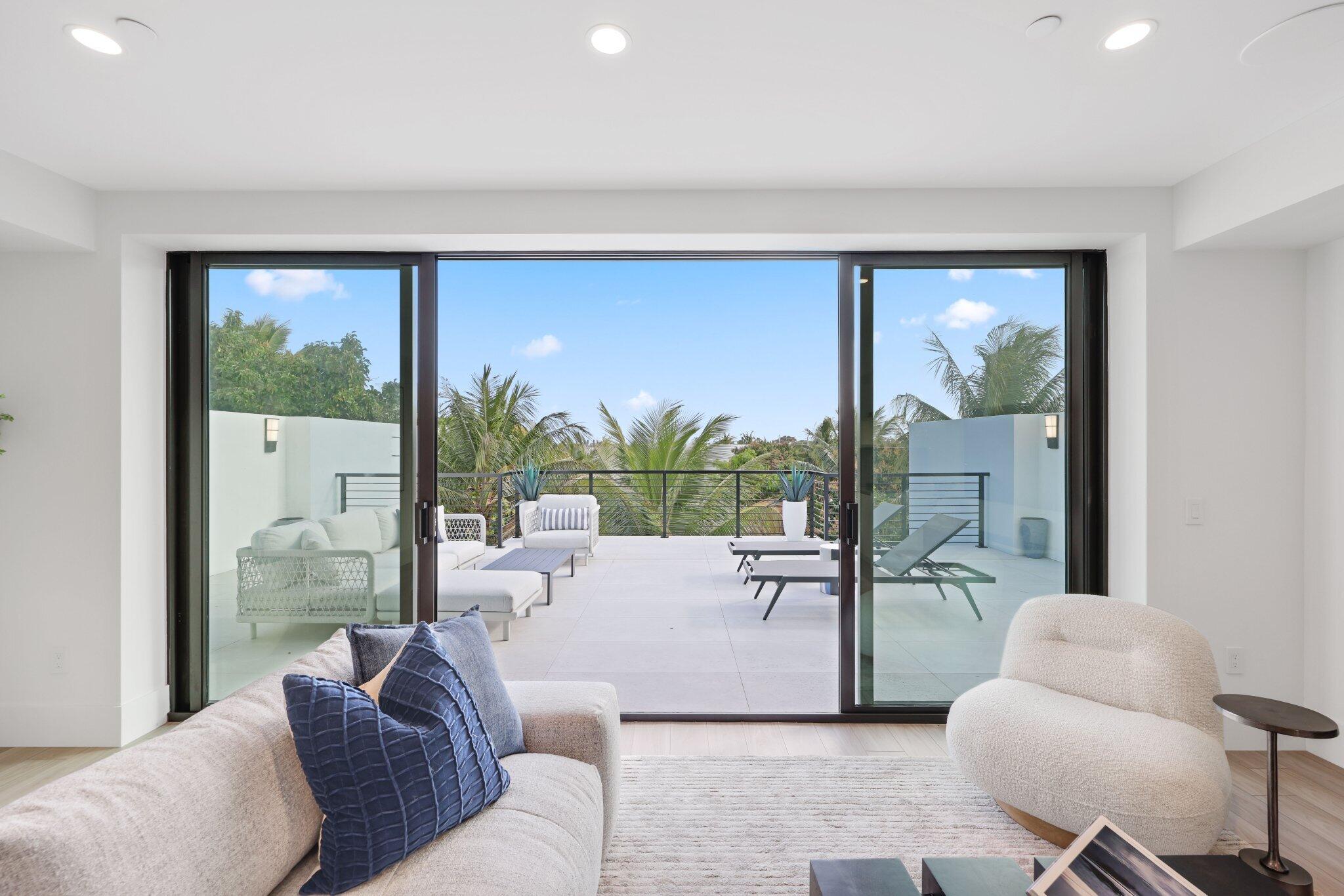 DELRAY TOWN OF - Residential