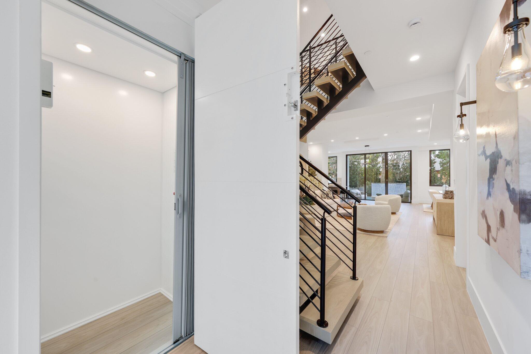 DELRAY TOWN OF - Residential