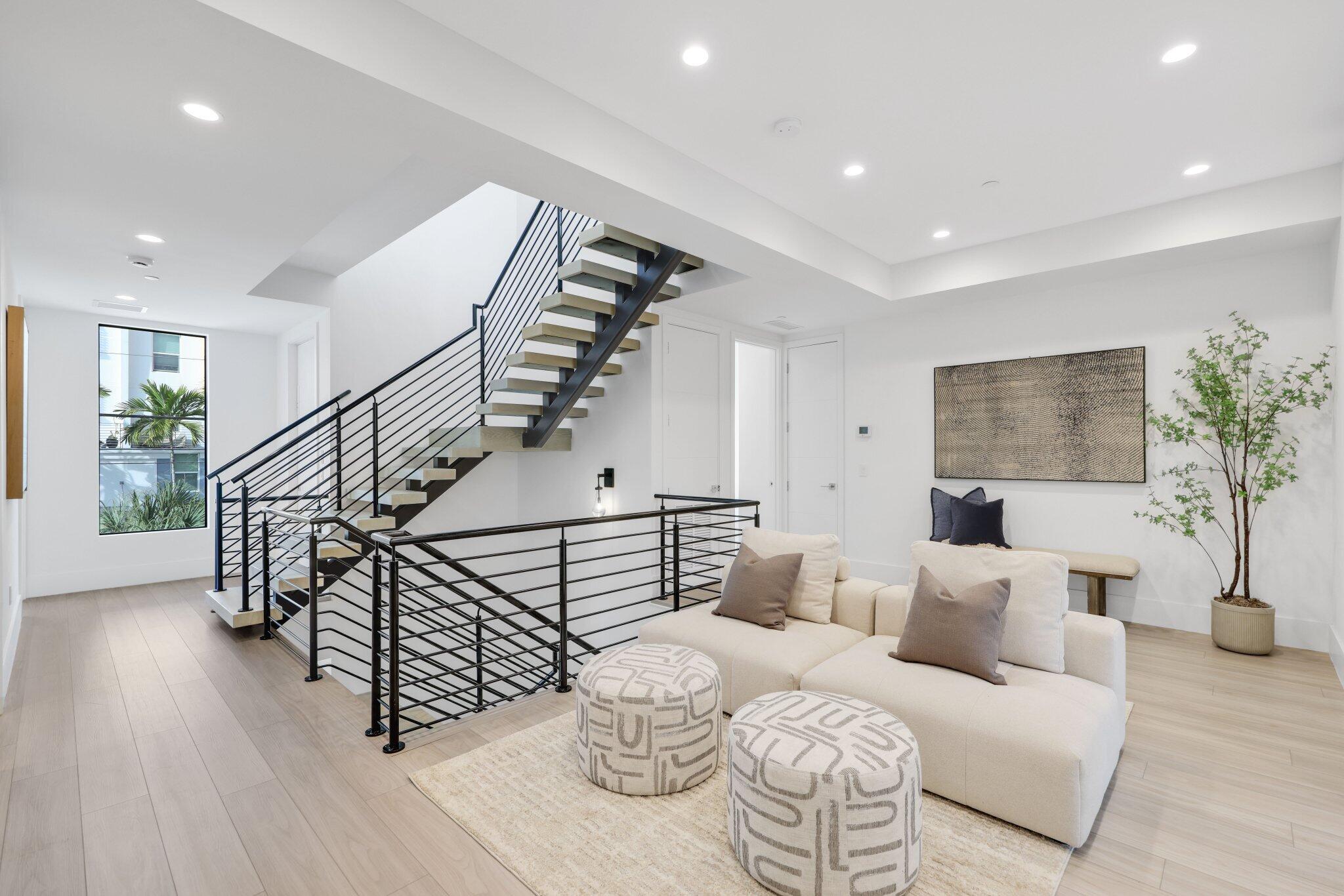 DELRAY TOWN OF - Residential