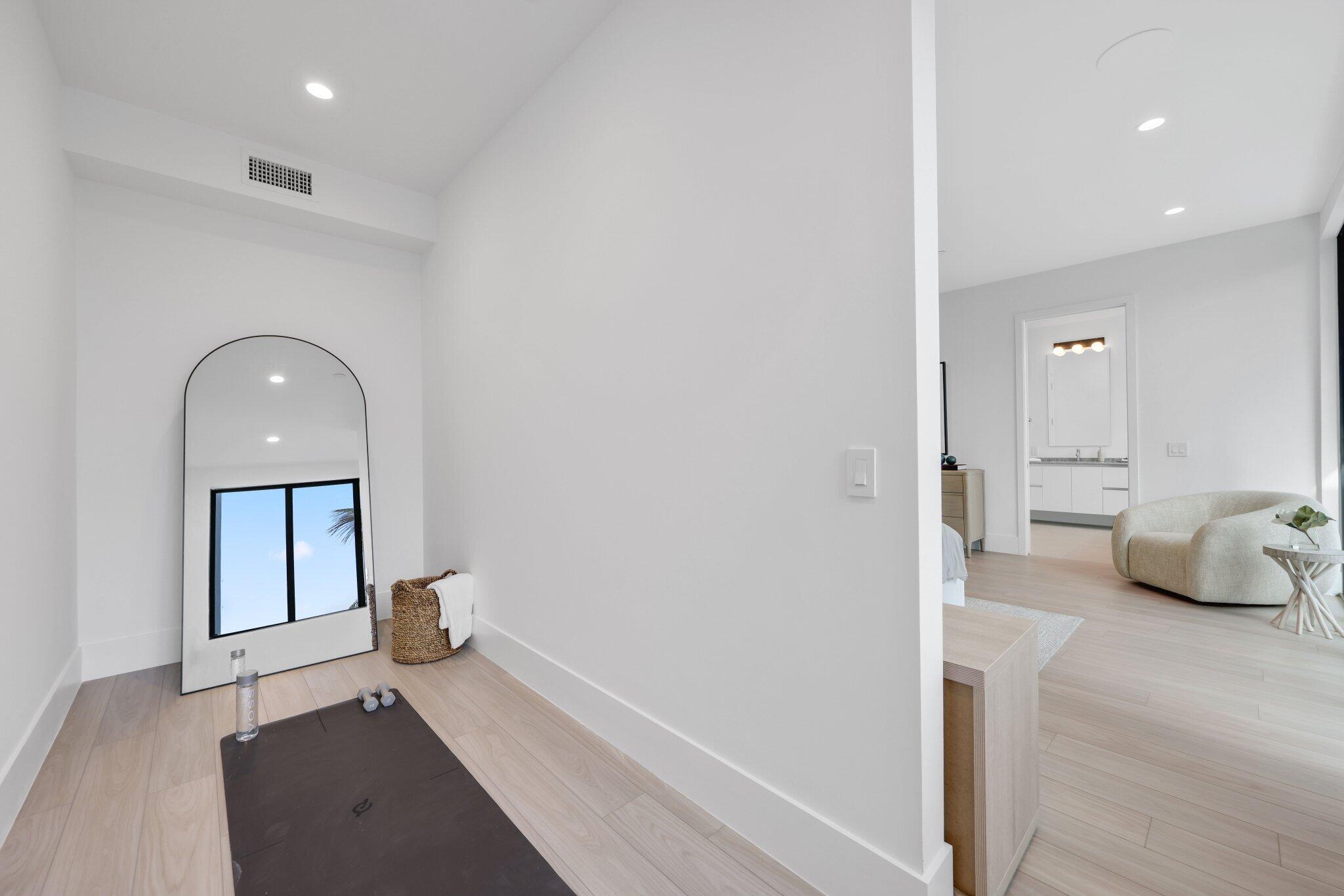 DELRAY TOWN OF - Residential