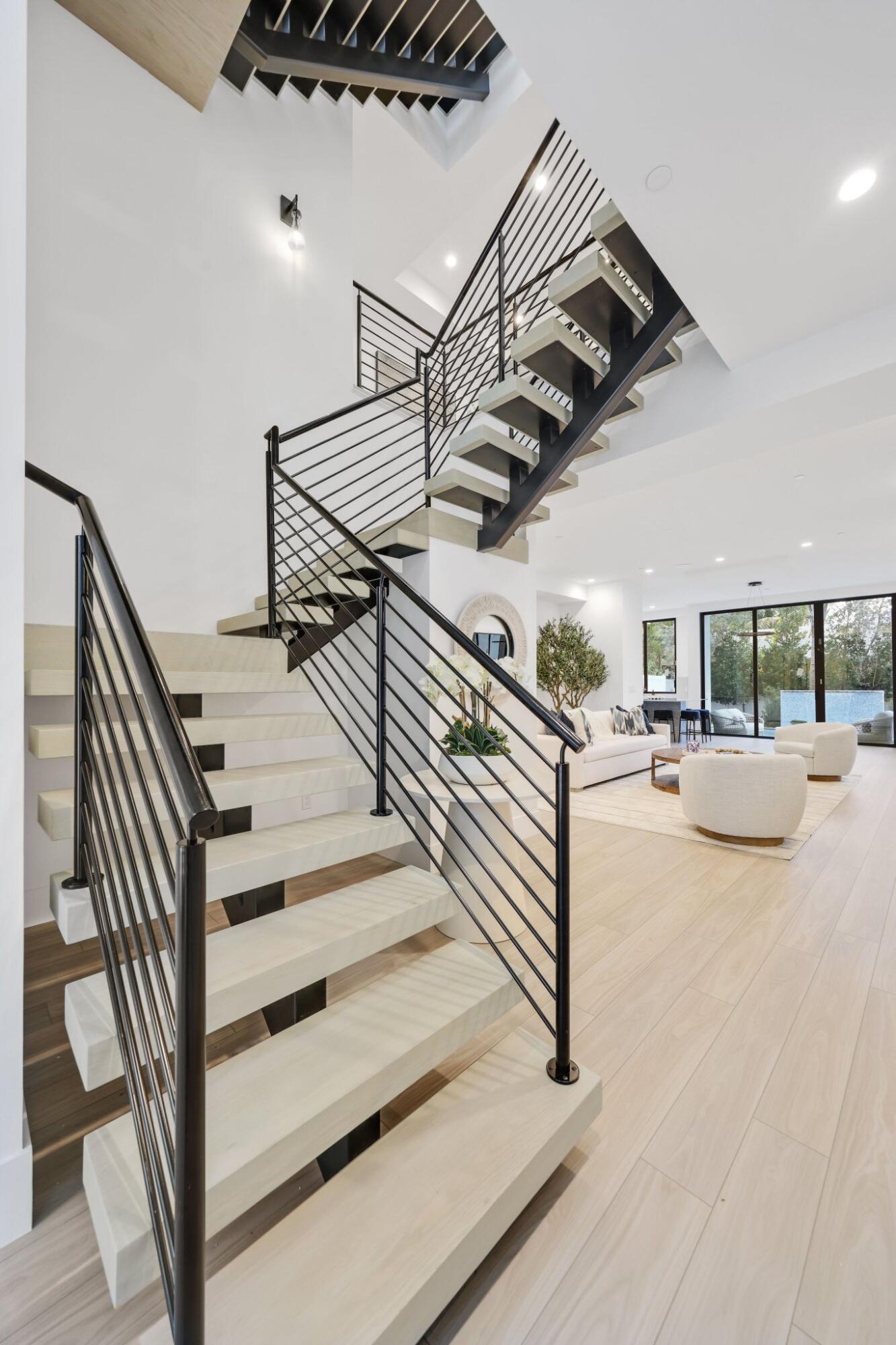 DELRAY TOWN OF - Residential