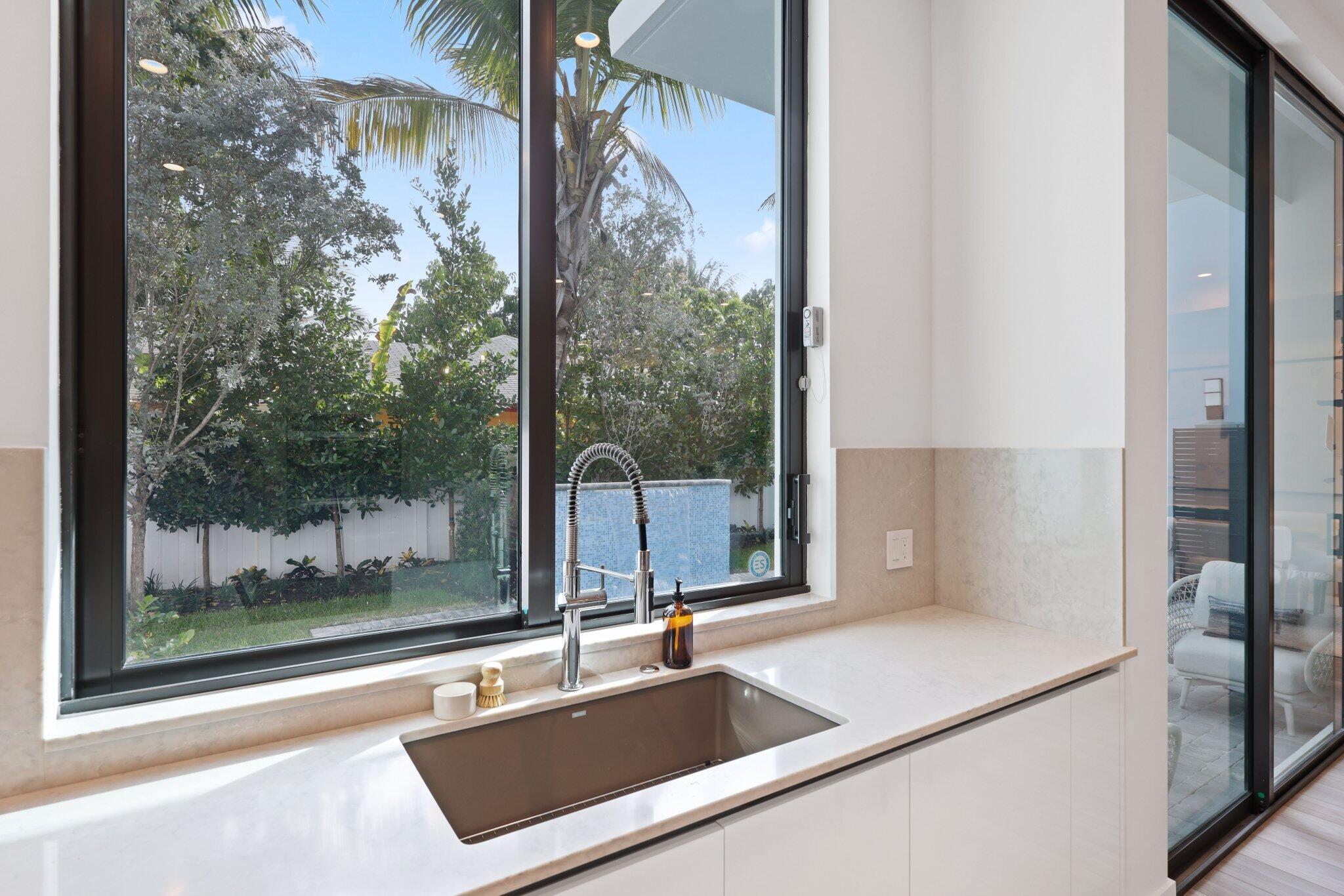 DELRAY TOWN OF - Residential