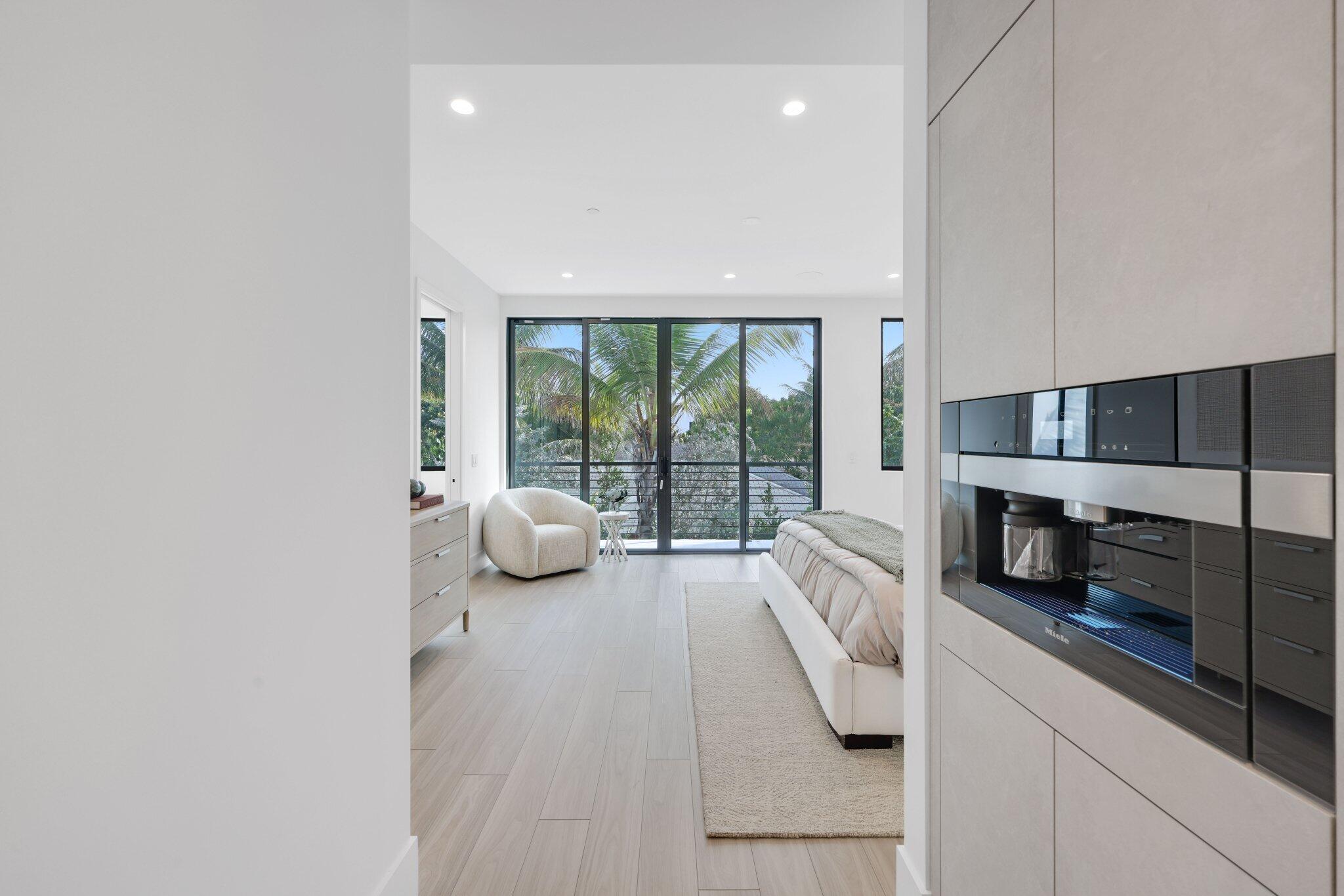 DELRAY TOWN OF - Residential