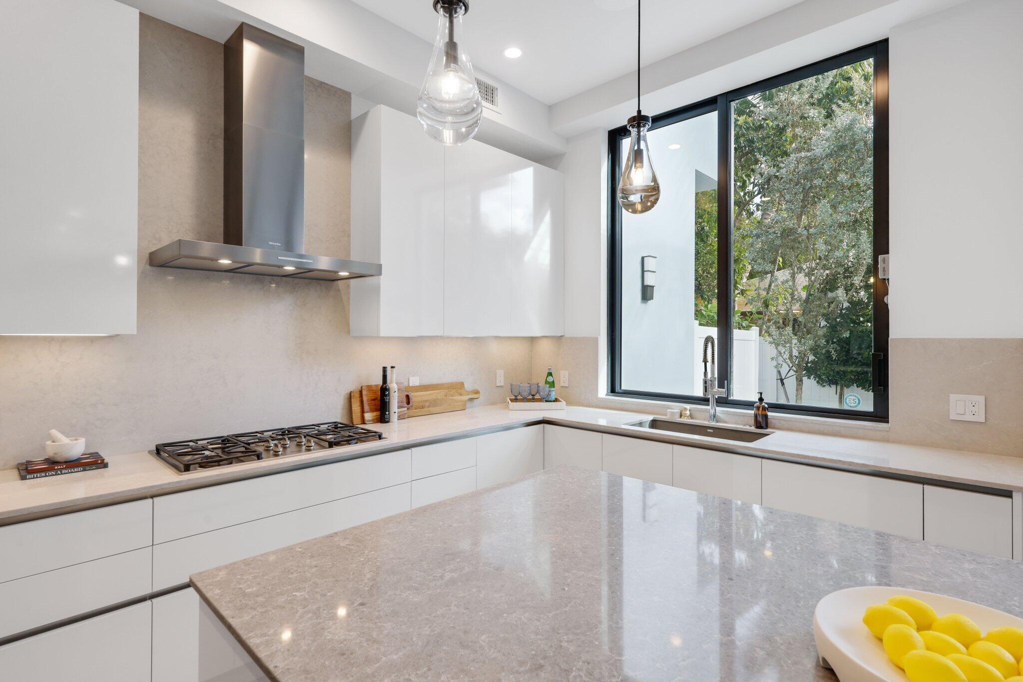 DELRAY TOWN OF - Residential