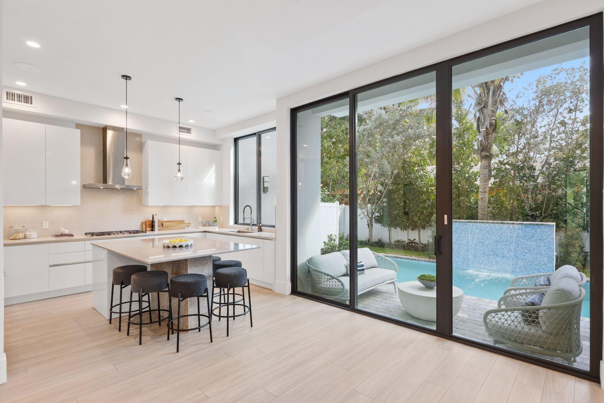 DELRAY TOWN OF - Residential