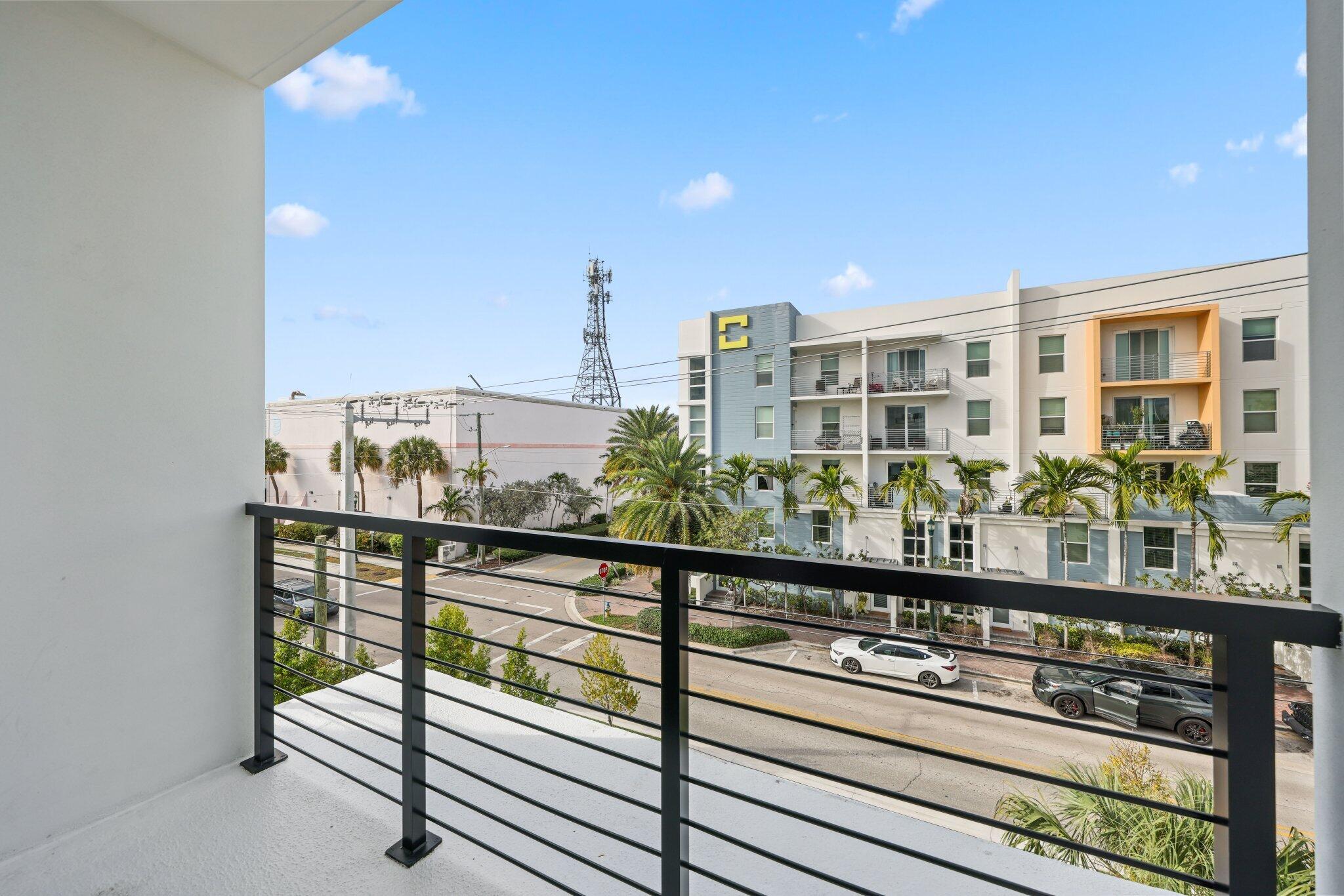 DELRAY TOWN OF - Residential