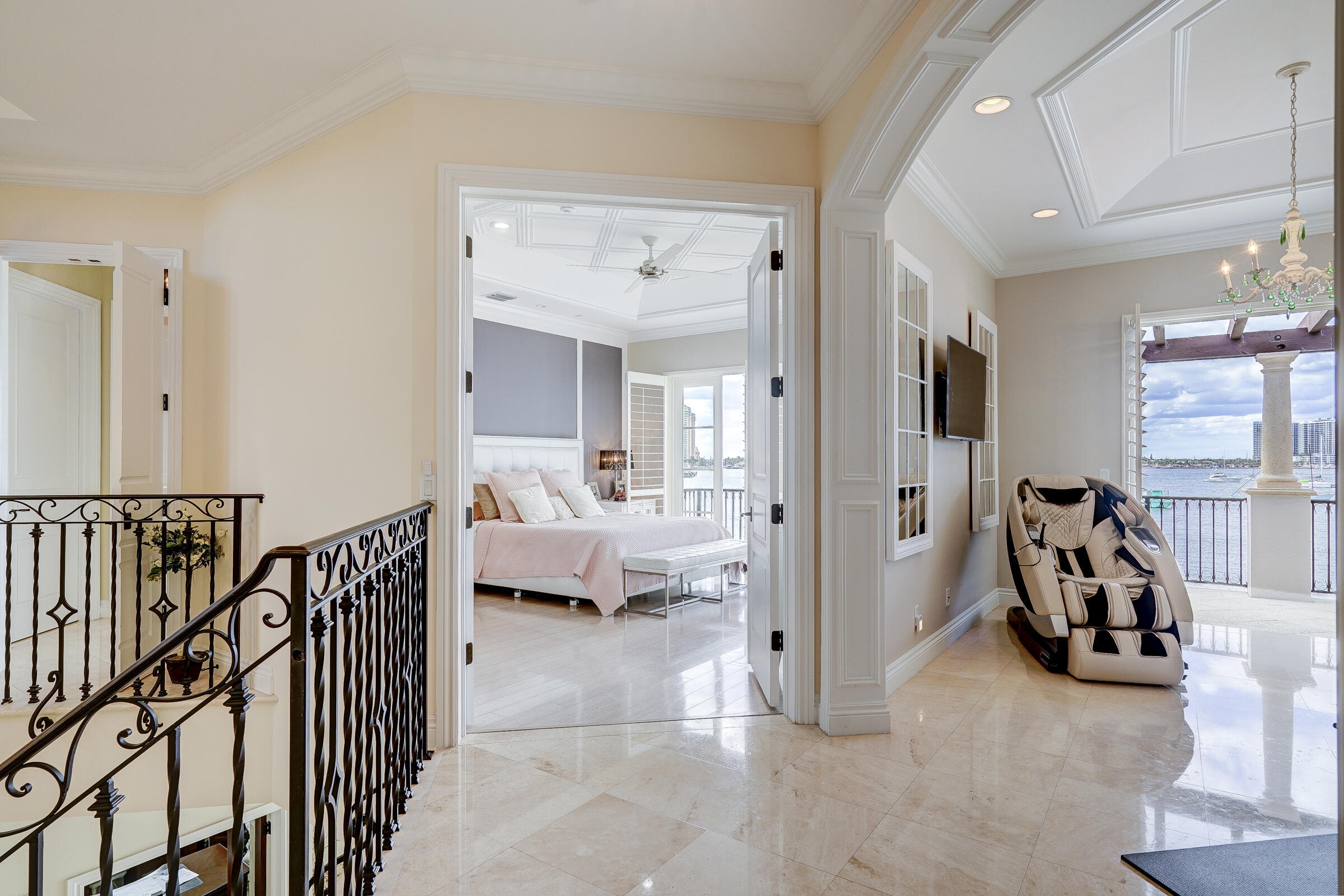 SOPHIA SENECA ESTATES - Residential