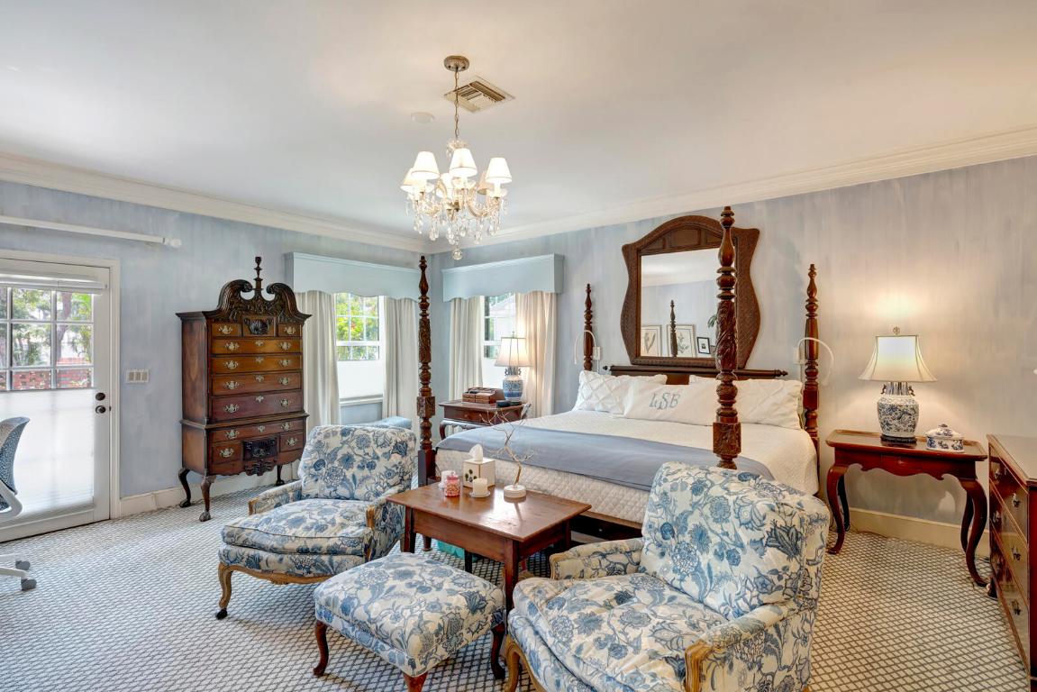 Charleston Square - Residential