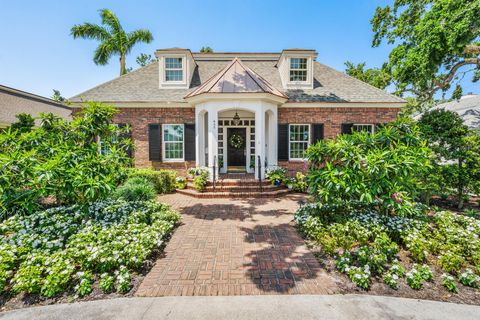 645 Riomar Drive Vero Beach FL 32963