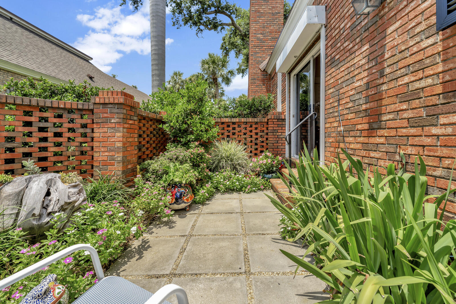 Charleston Square - Residential