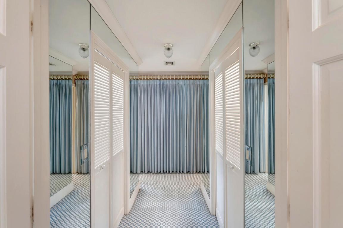 Charleston Square - Residential