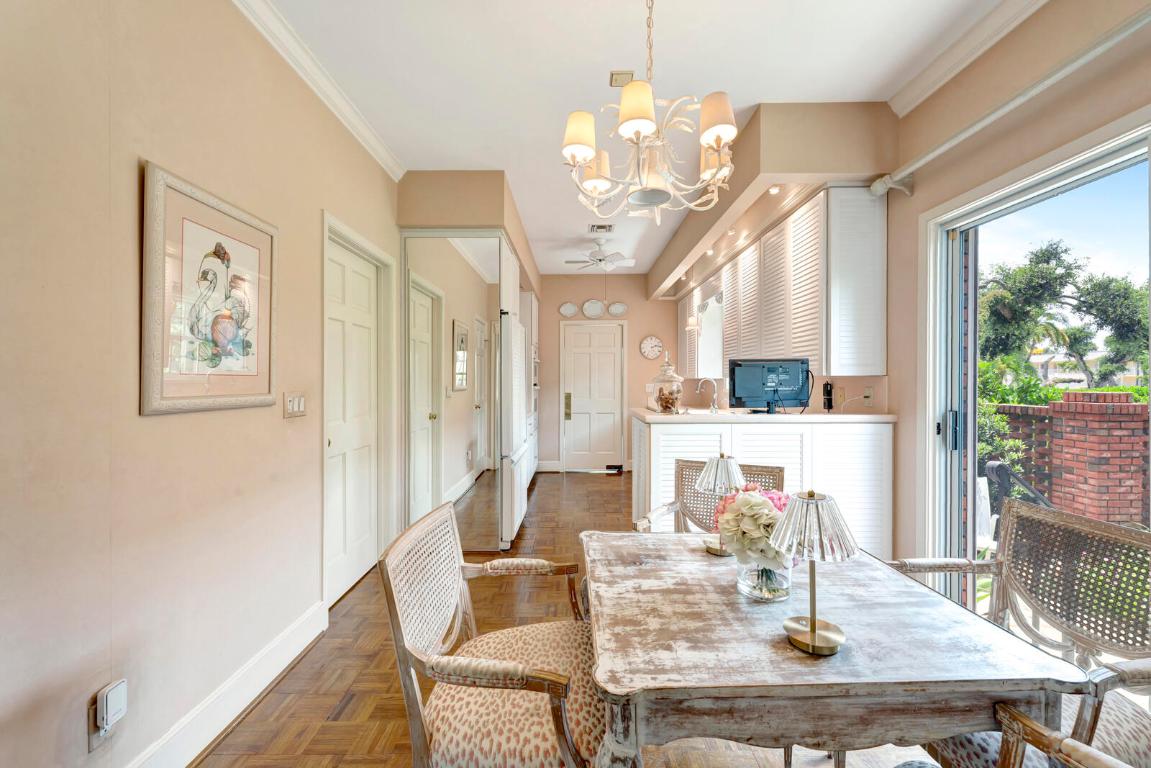 Charleston Square - Residential