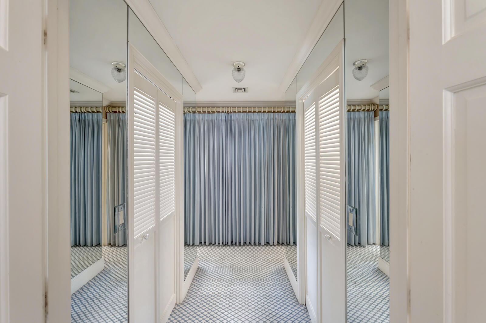 Charleston Square - Residential