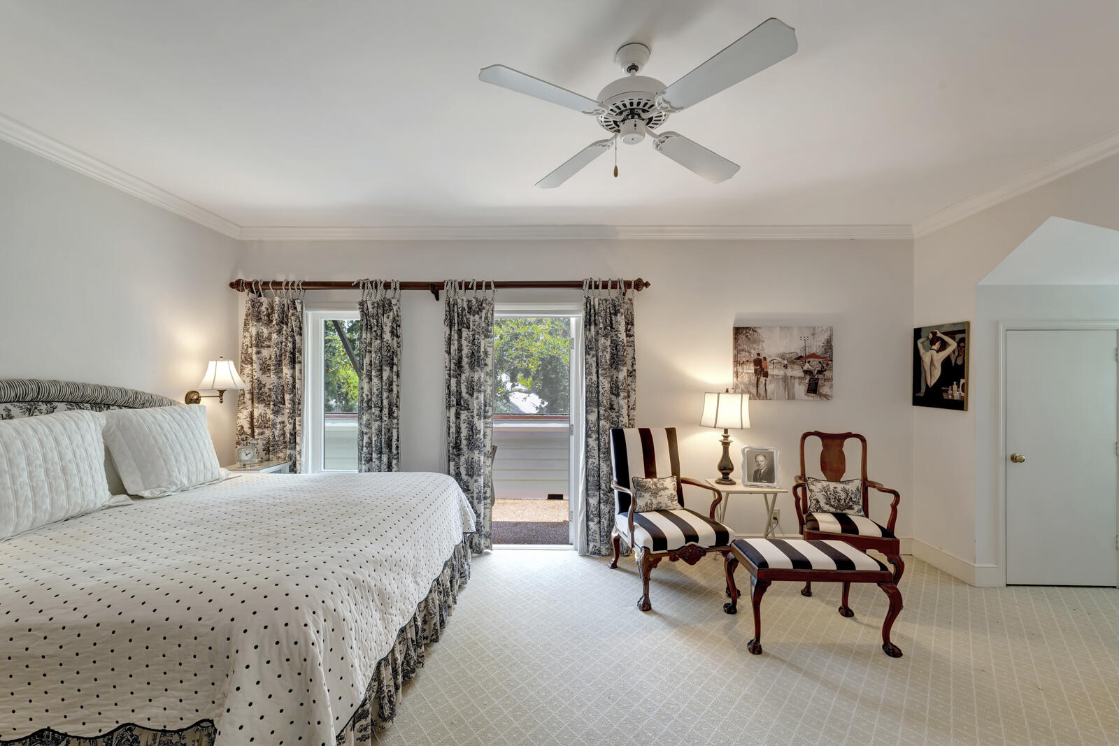 Charleston Square - Residential