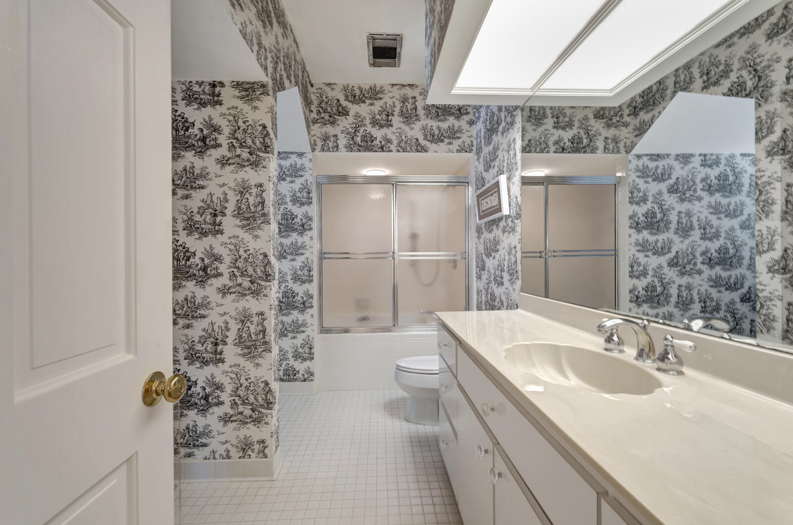 Charleston Square - Residential