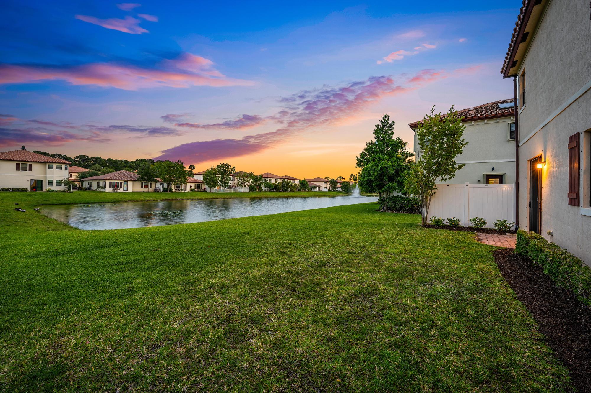 6009 Night Heron Court