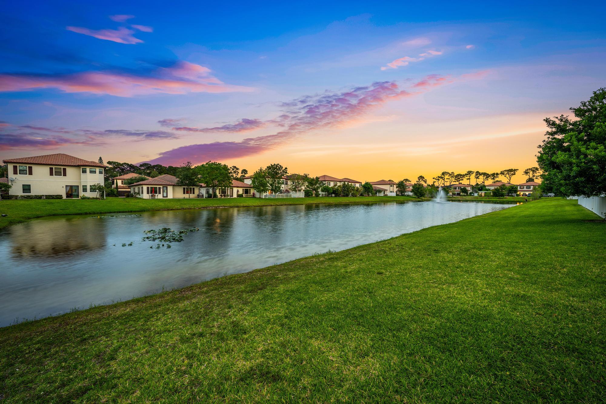 6009 Night Heron Court