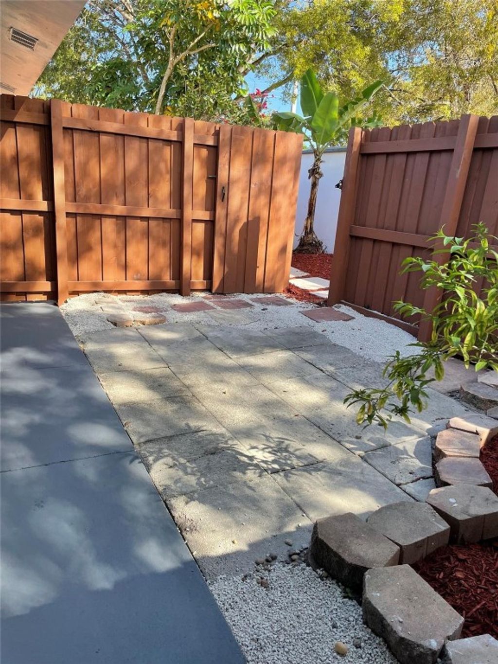 Photo of 1017 N Victoria Park Road #3, Fort Lauderdale, FL 33304 (MLS # F10500566)