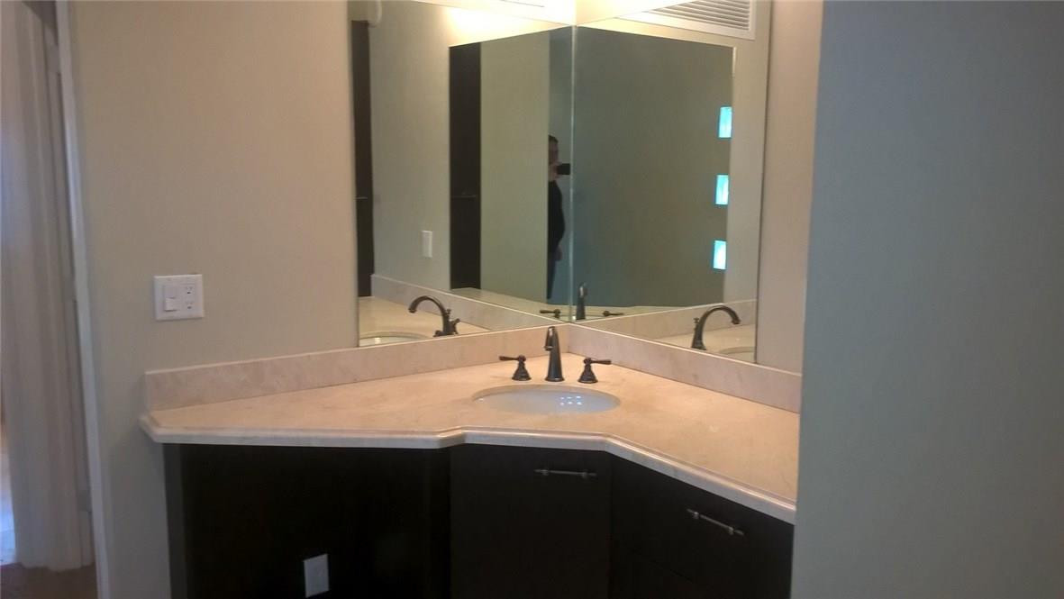 Lauderdale 2-9 D - Residential Lease