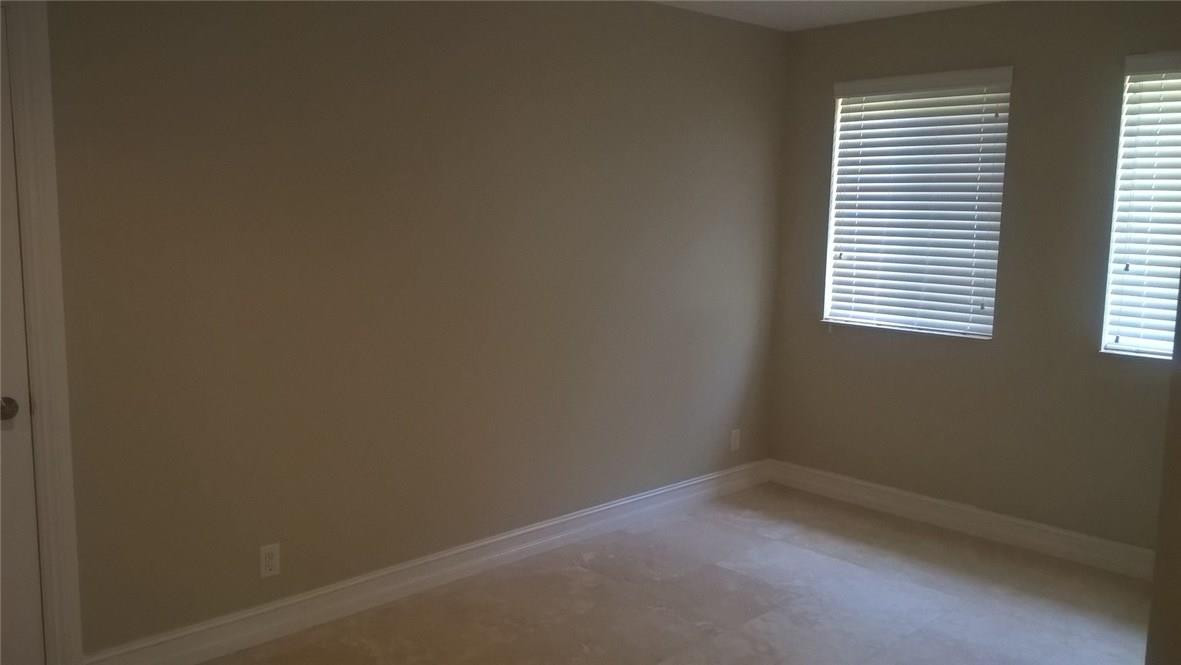 Lauderdale 2-9 D - Residential Lease