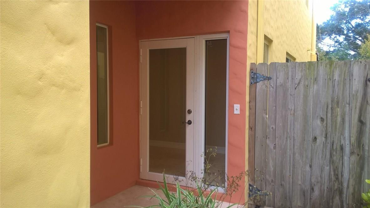 Lauderdale 2-9 D - Residential Lease