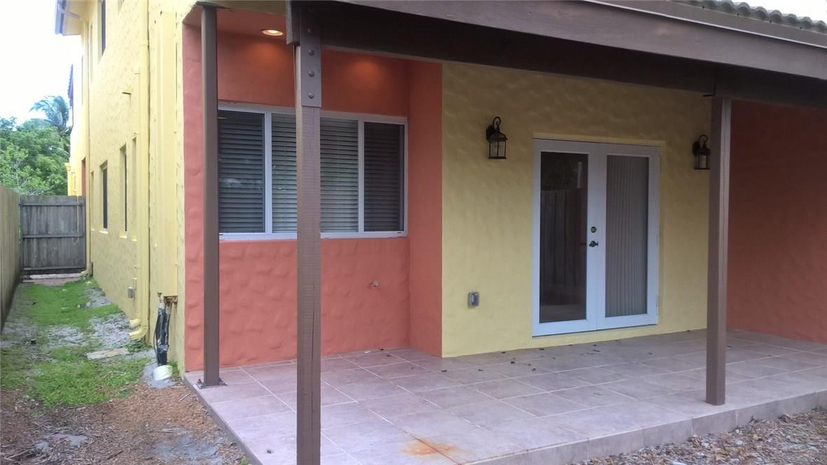 Lauderdale 2-9 D - Residential Lease