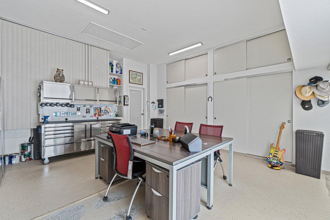 Boynton Isles - Residential