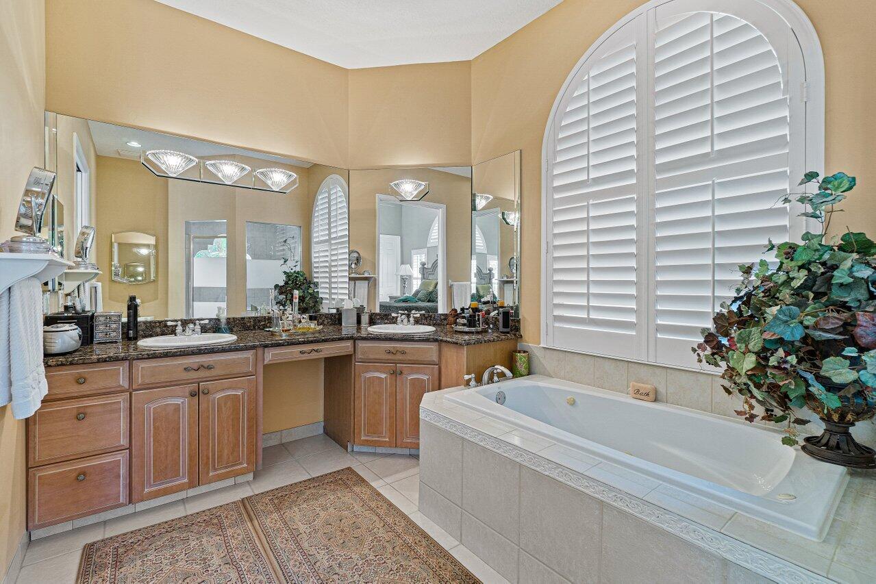 Boynton Isles - Residential