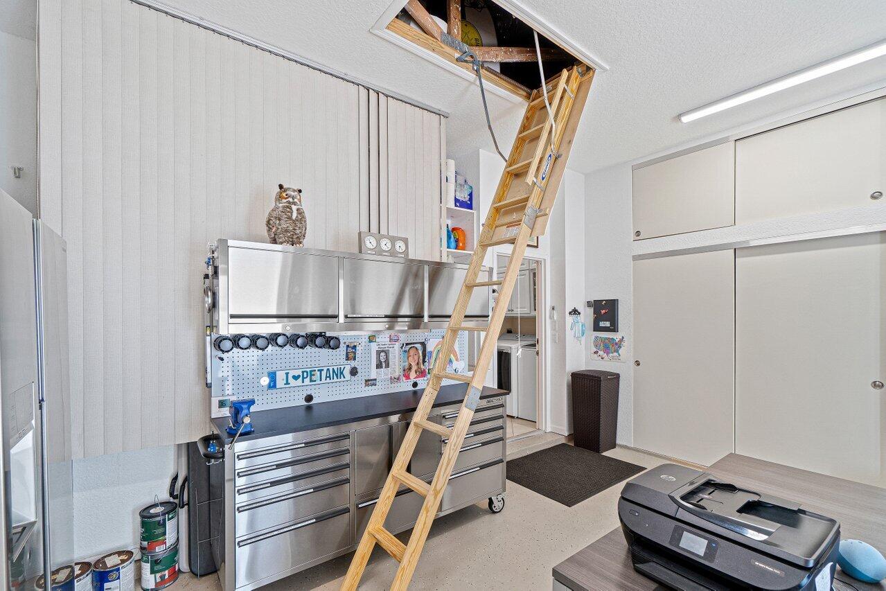 Boynton Isles - Residential