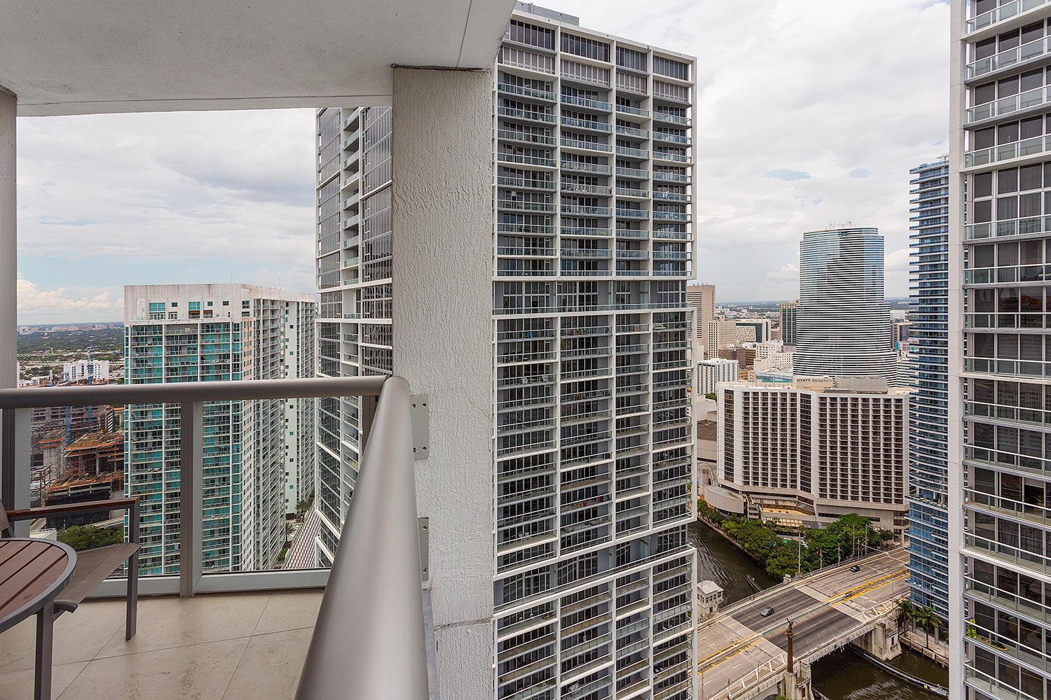 ICON BRICKELL NO TWO - Residential