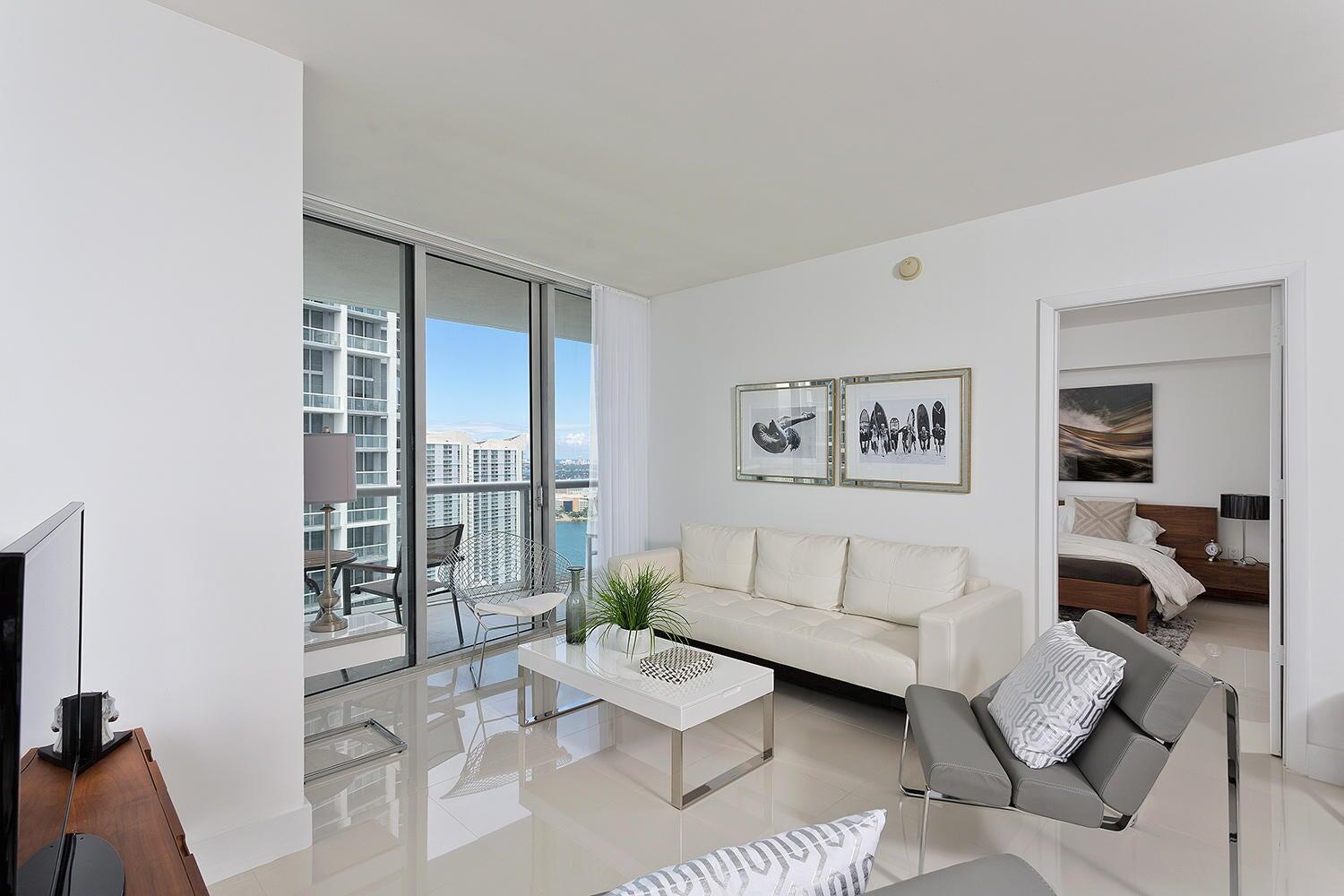 ICON BRICKELL NO TWO - Residential