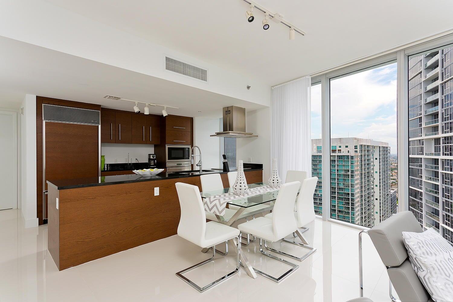 ICON BRICKELL NO TWO - Residential