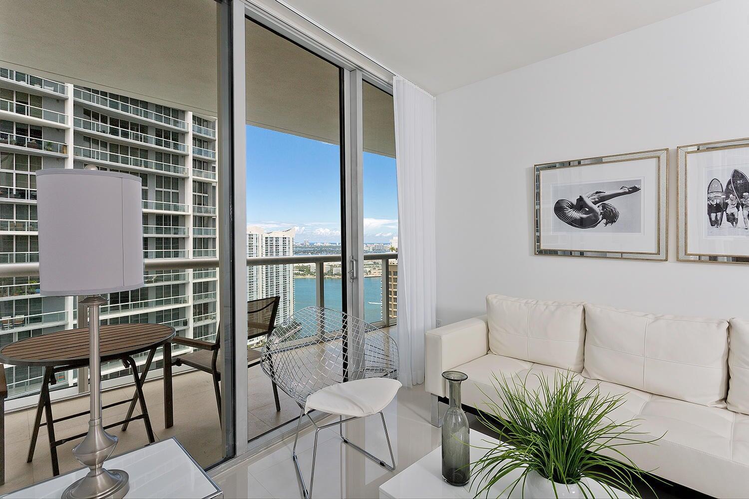 ICON BRICKELL NO TWO - Residential