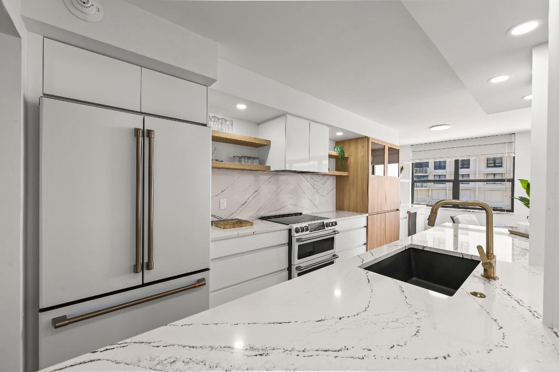 5480 N Ocean Drive B5b