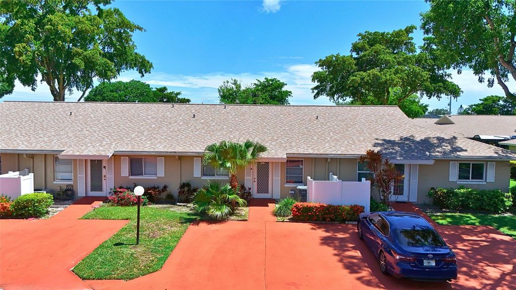 Photo of 8626 Dreamside Lane #8626, Boca Raton, FL 33496 (MLS # F10512149)