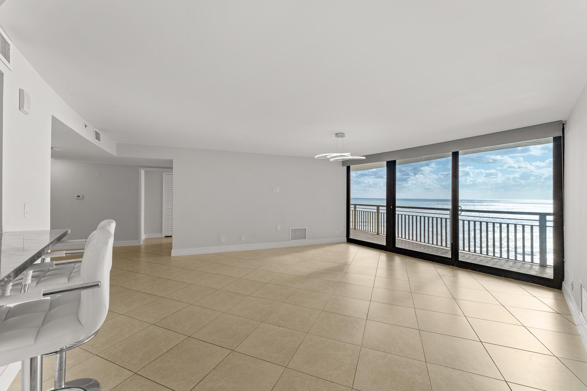 TIARA CONDO - Residential